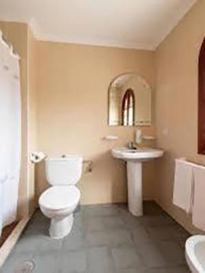 Hostal-Restaurante El Paisano Guadalema de los Quinteros 외부 사진